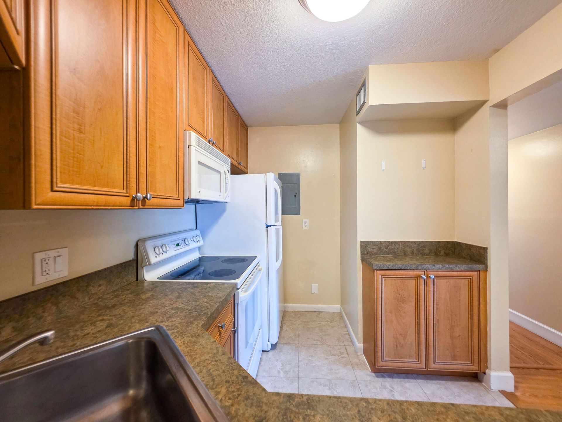 1109 Green Pine Boulevard, Unit H3, West Palm Beach, FL 33409 Photo