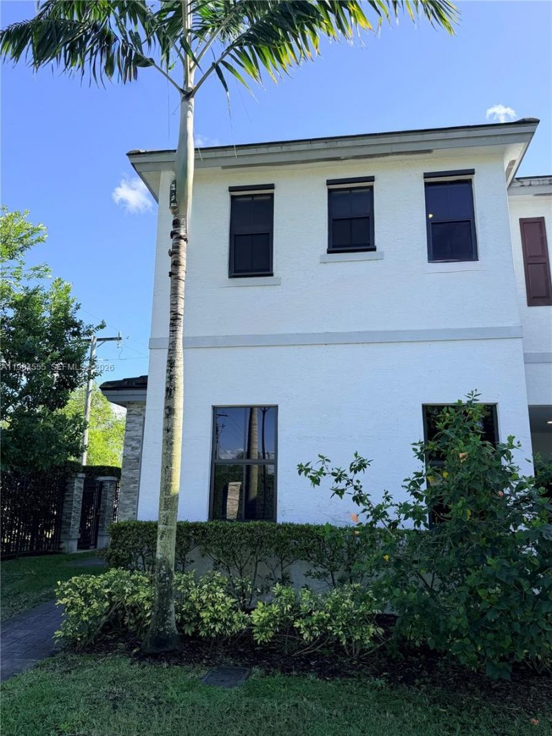 1502 SW 29th St, Fort Lauderdale, FL 33315 Main Photo