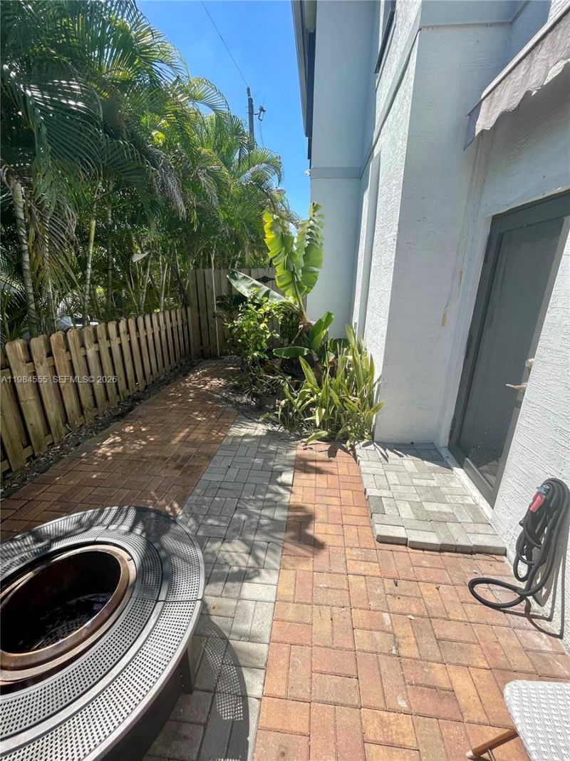 1502 SW 29th St, Fort Lauderdale, FL 33315 Photo