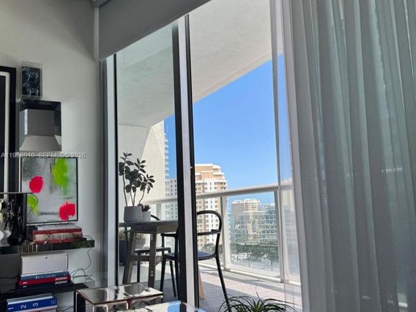 475 Brickell Ave , Unit 1711, Miami, FL 33131