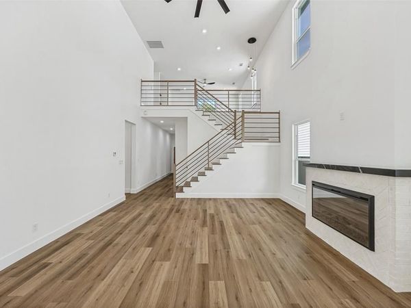 3910 Harlingen, Dallas, TX 75212