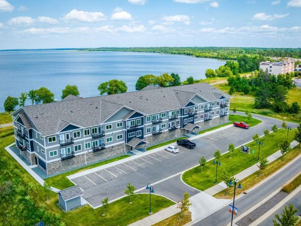 715 Lake Shore Drive NE, Unit 100, Bemidji, MN 56601