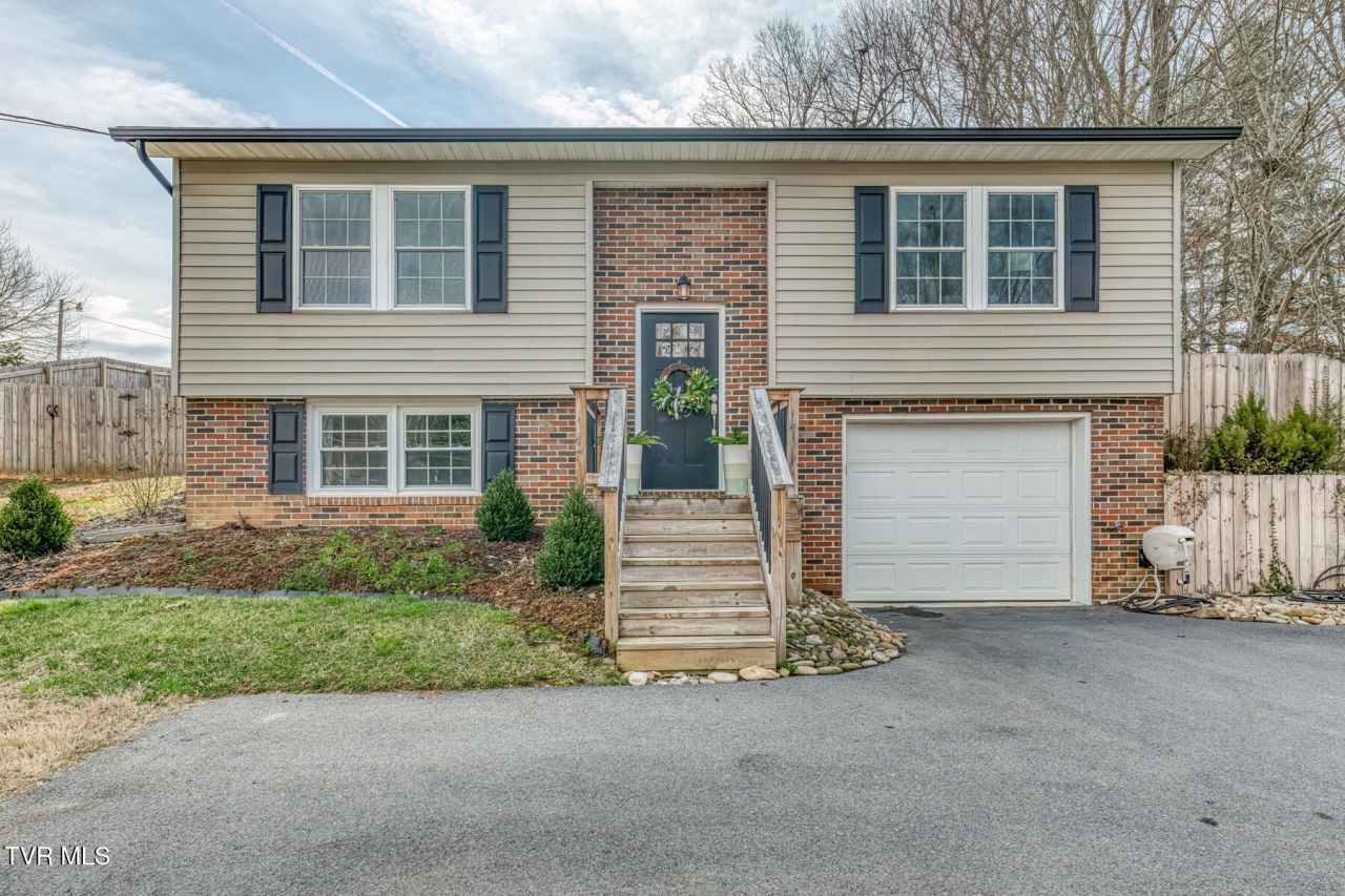 328 Kings Road, Piney Flats, TN 37686 Main Photo