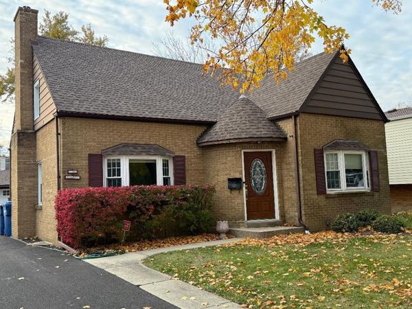 1320 Ferndale Avenue , Highland Park, IL 60035