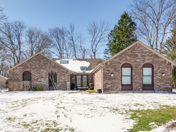 5 Whitby Circle , Lincolnshire, IL 60069