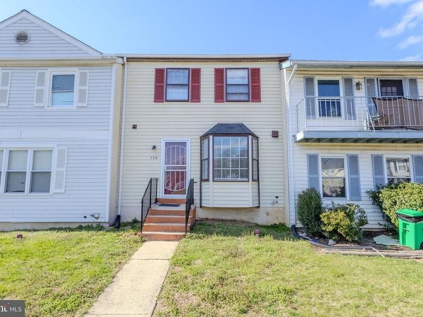 398 Harry S Truman Drive, Unit 270, Upper Marlboro, MD 20774 Main Photo
