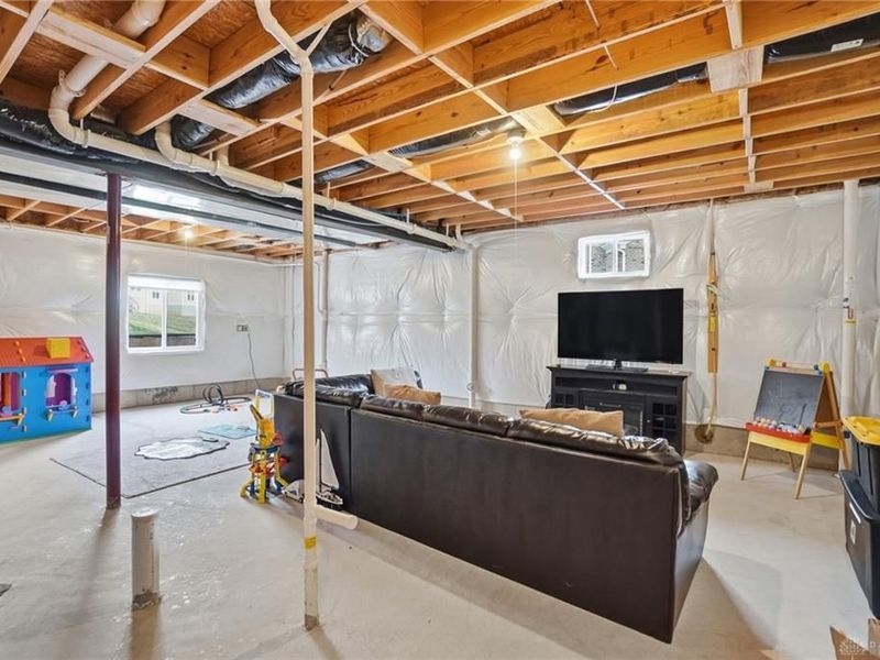 685 Dewmar Drive, Beavercreek Township, OH 45434 Photo 42