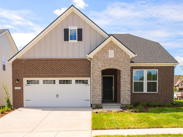 1306 Godwin Road , Hermitage, TN 37076