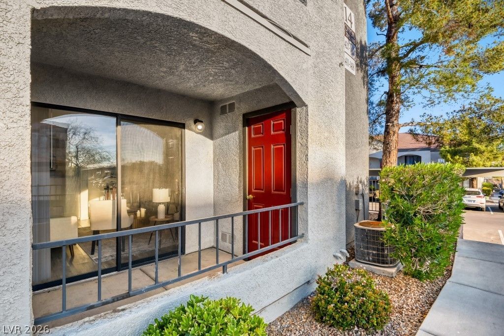 950 Seven Hills Drive, Unit 1411, Henderson, NV 89052 Main Photo
