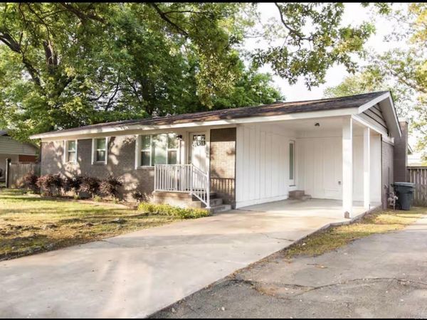 39 Plantation Drive, Little Rock, AR 72206