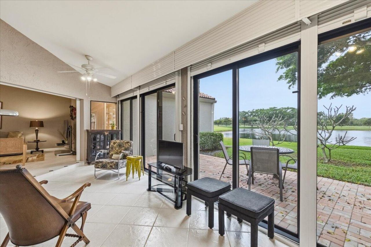 5902 W Parkwalk Cir W W, Boynton Beach, FL 33472 Photo