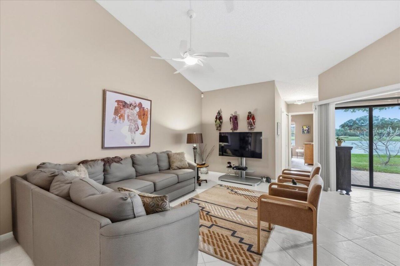 5902 W Parkwalk Cir W W, Boynton Beach, FL 33472 Photo