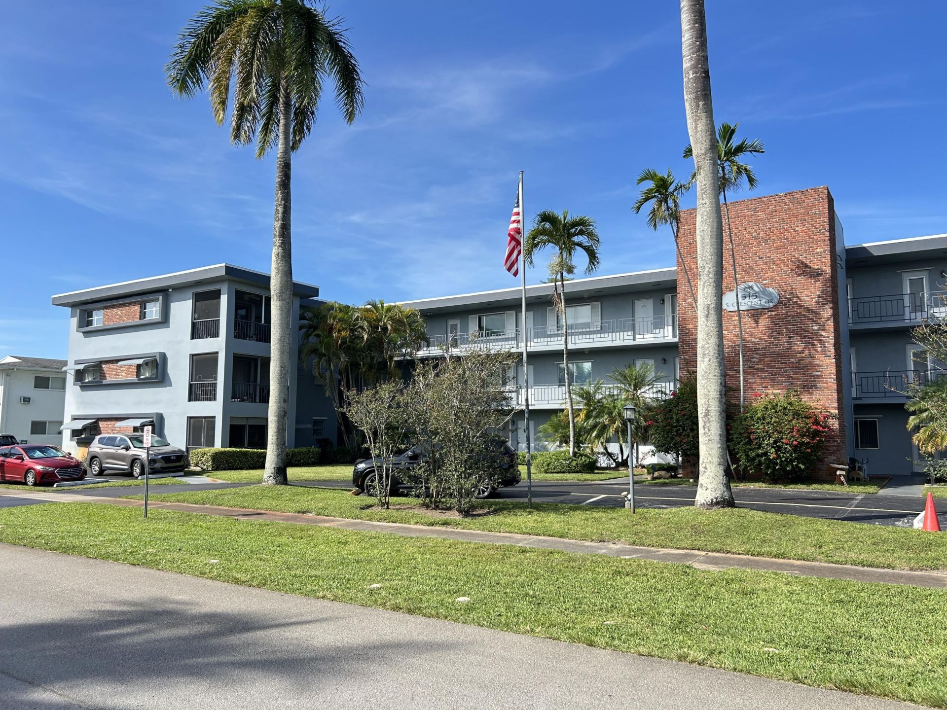 515 S Crescent Drive, Unit 107, Hollywood, FL 33021 Photo