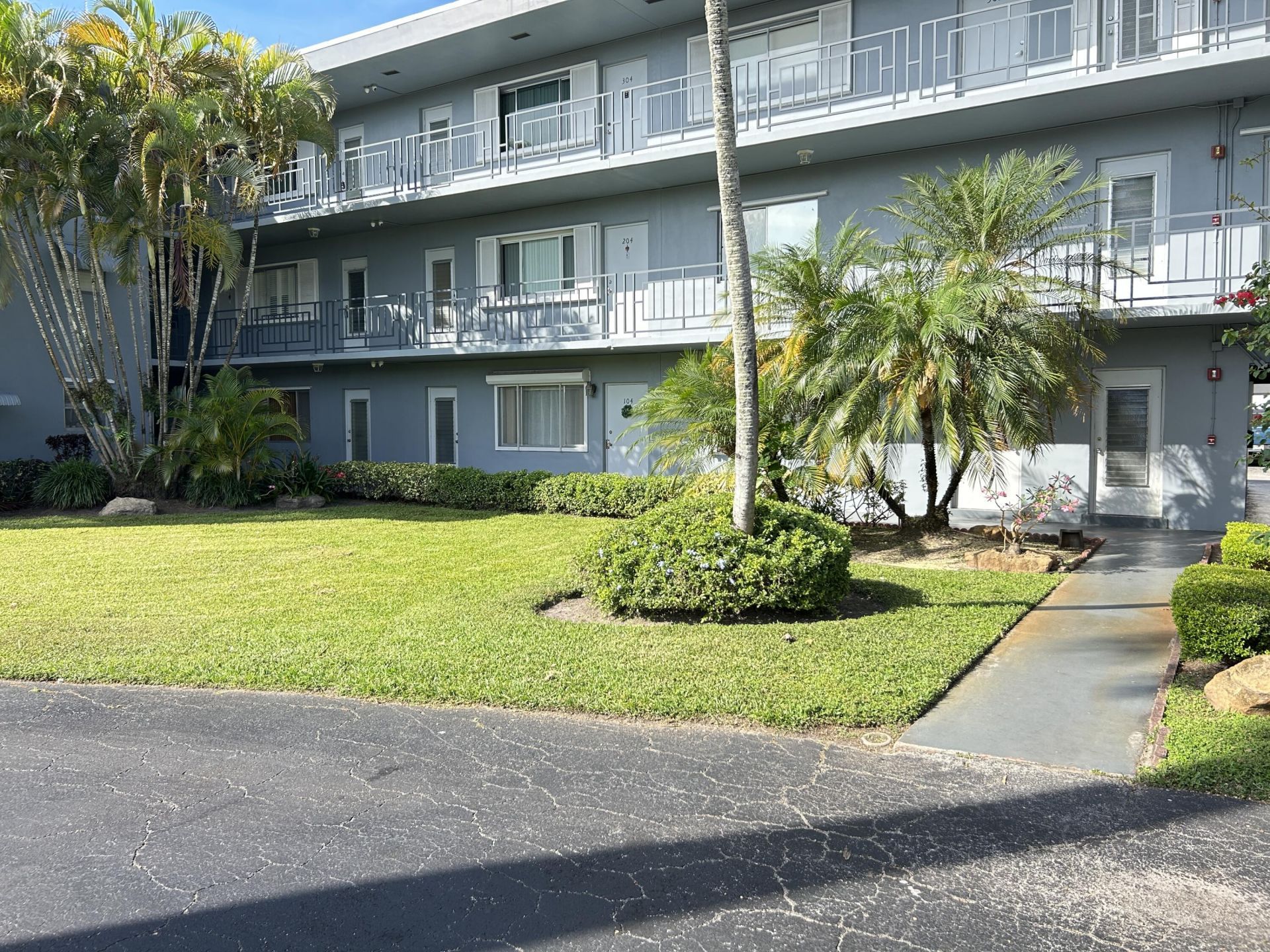 515 S Crescent Drive, Unit 107, Hollywood, FL 33021 Photo