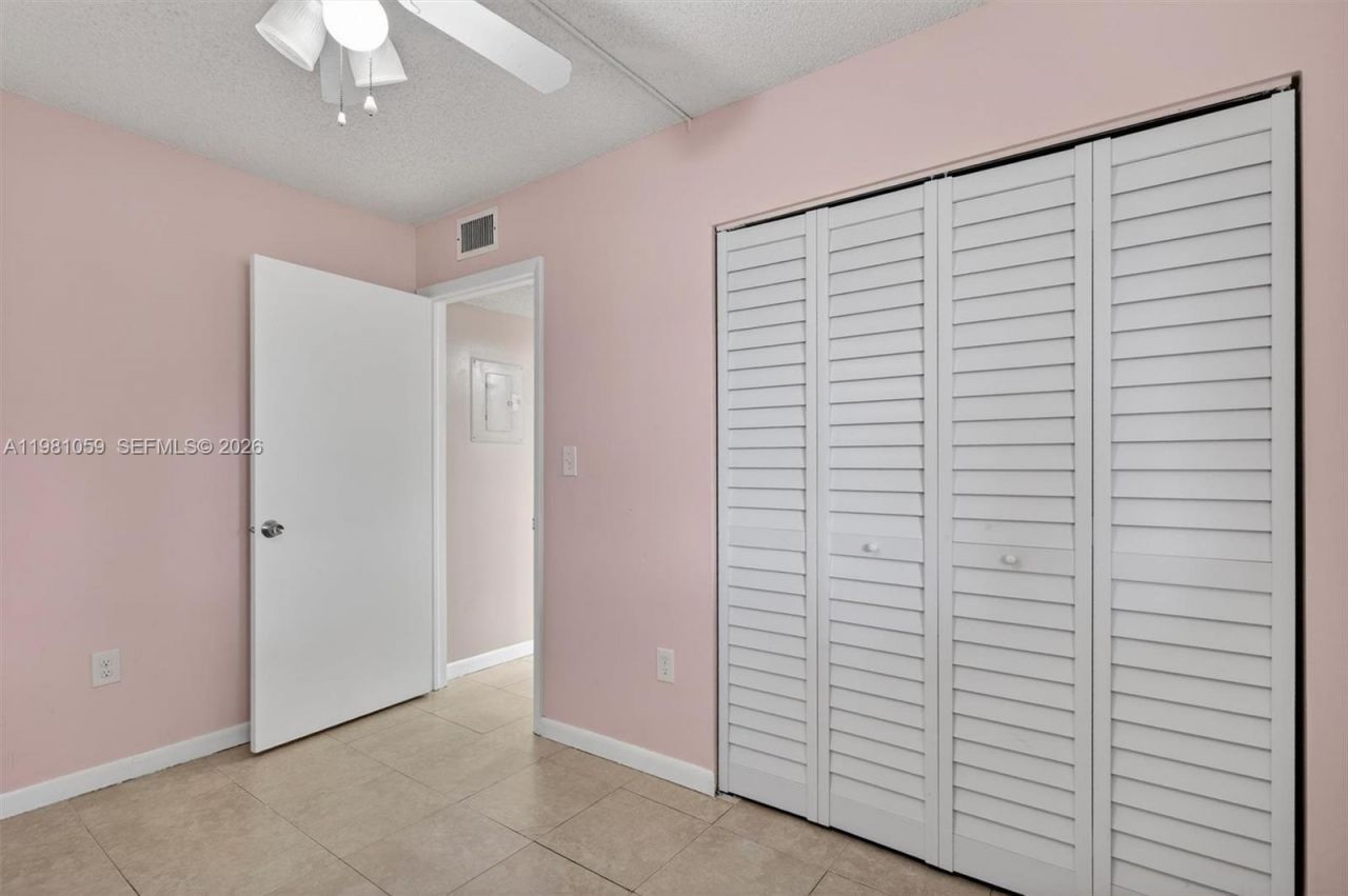 8065 SW 107th Ave, Unit 106, Miami, FL 33173 Photo