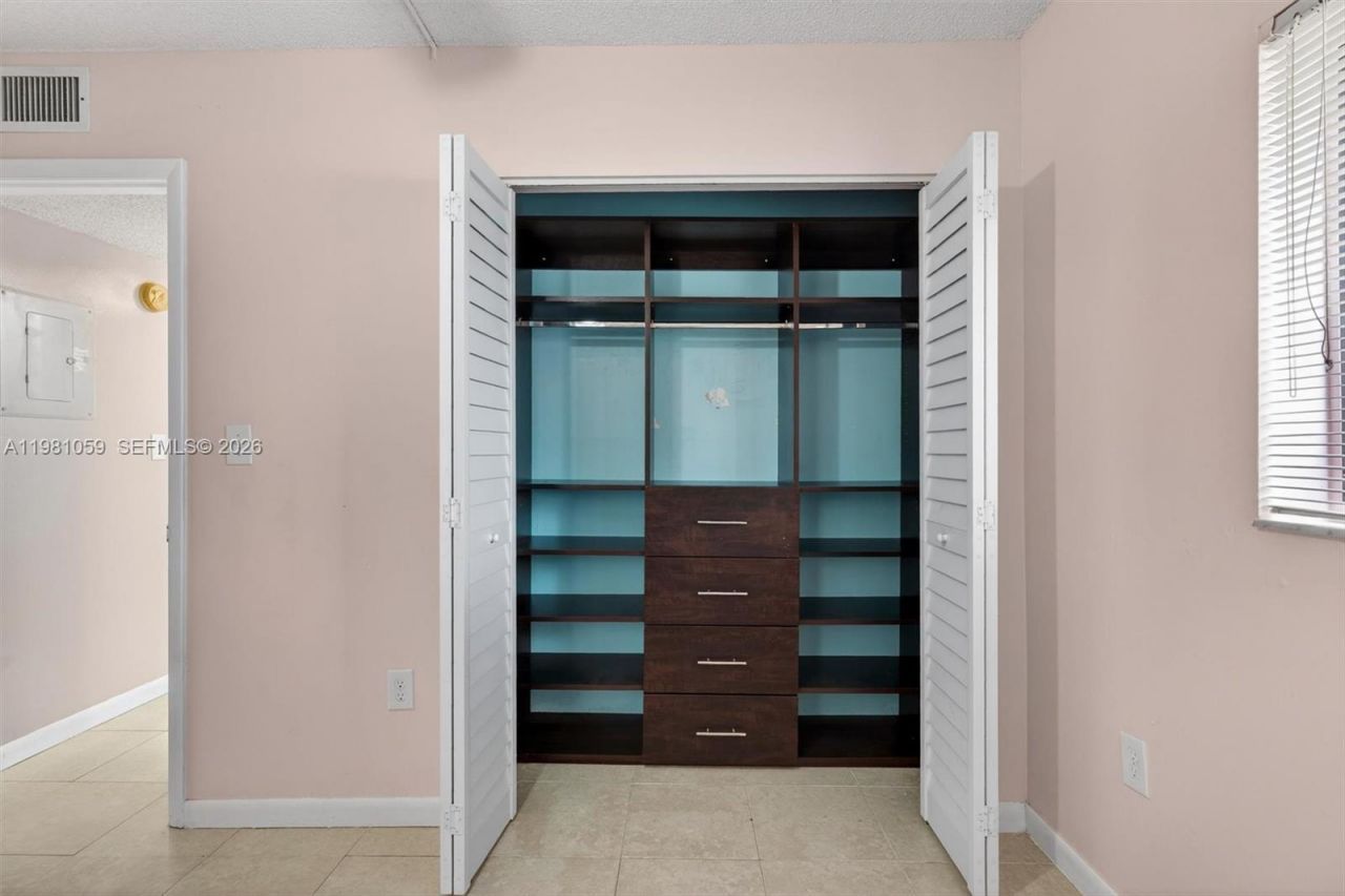 8065 SW 107th Ave, Unit 106, Miami, FL 33173 Photo