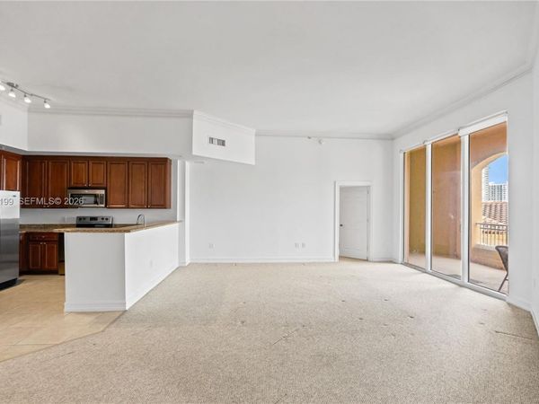 3001 NE 185th St , Unit 716, Aventura, FL 33180