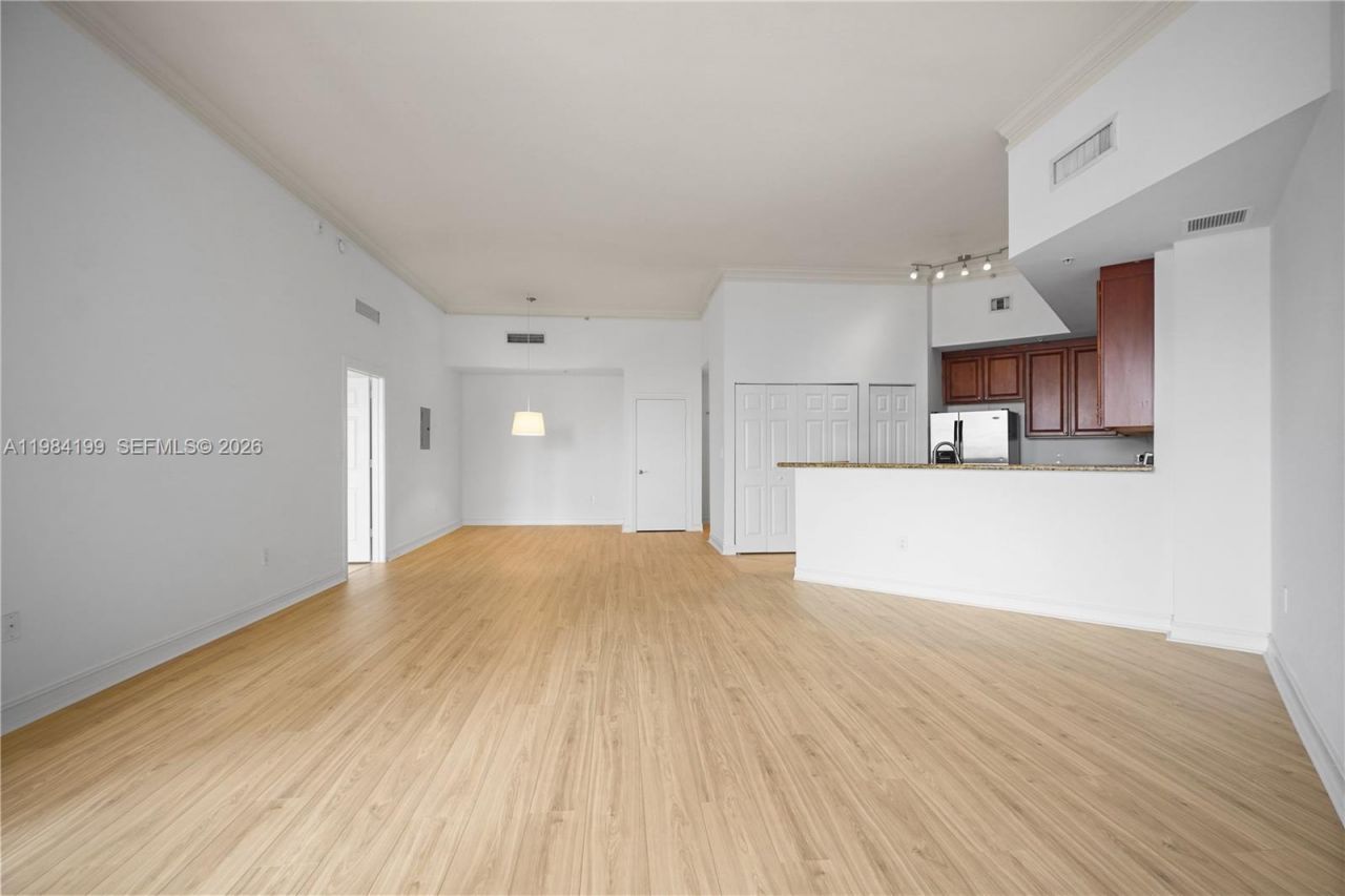 3001 NE 185th St, Unit 716, Aventura, FL 33180 Photo