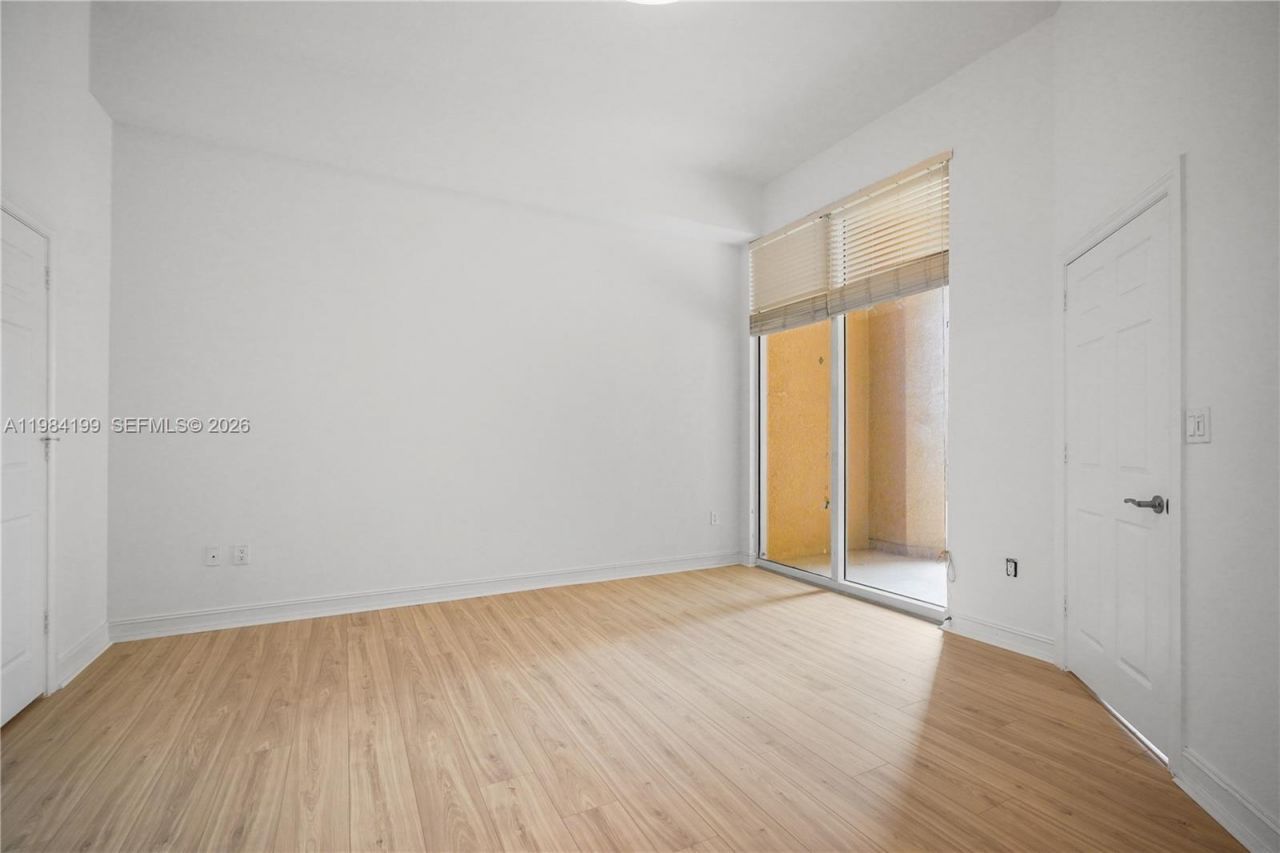 3001 NE 185th St, Unit 716, Aventura, FL 33180 Photo