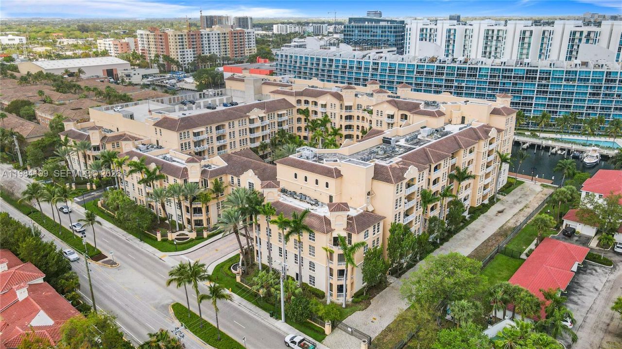 3001 NE 185th St, Unit 716, Aventura, FL 33180 Photo