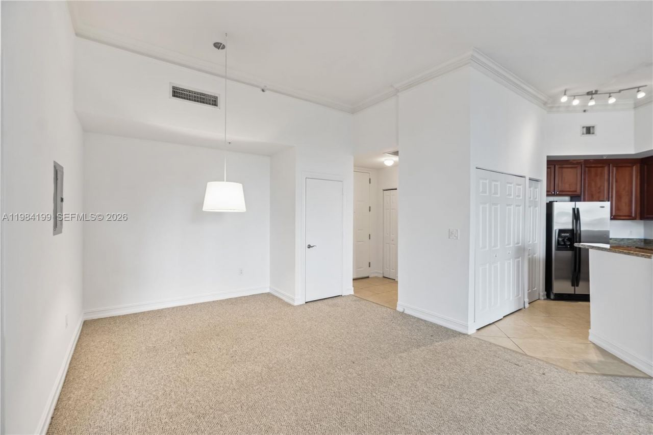 3001 NE 185th St , Unit 716, Aventura, FL 33180 Photo