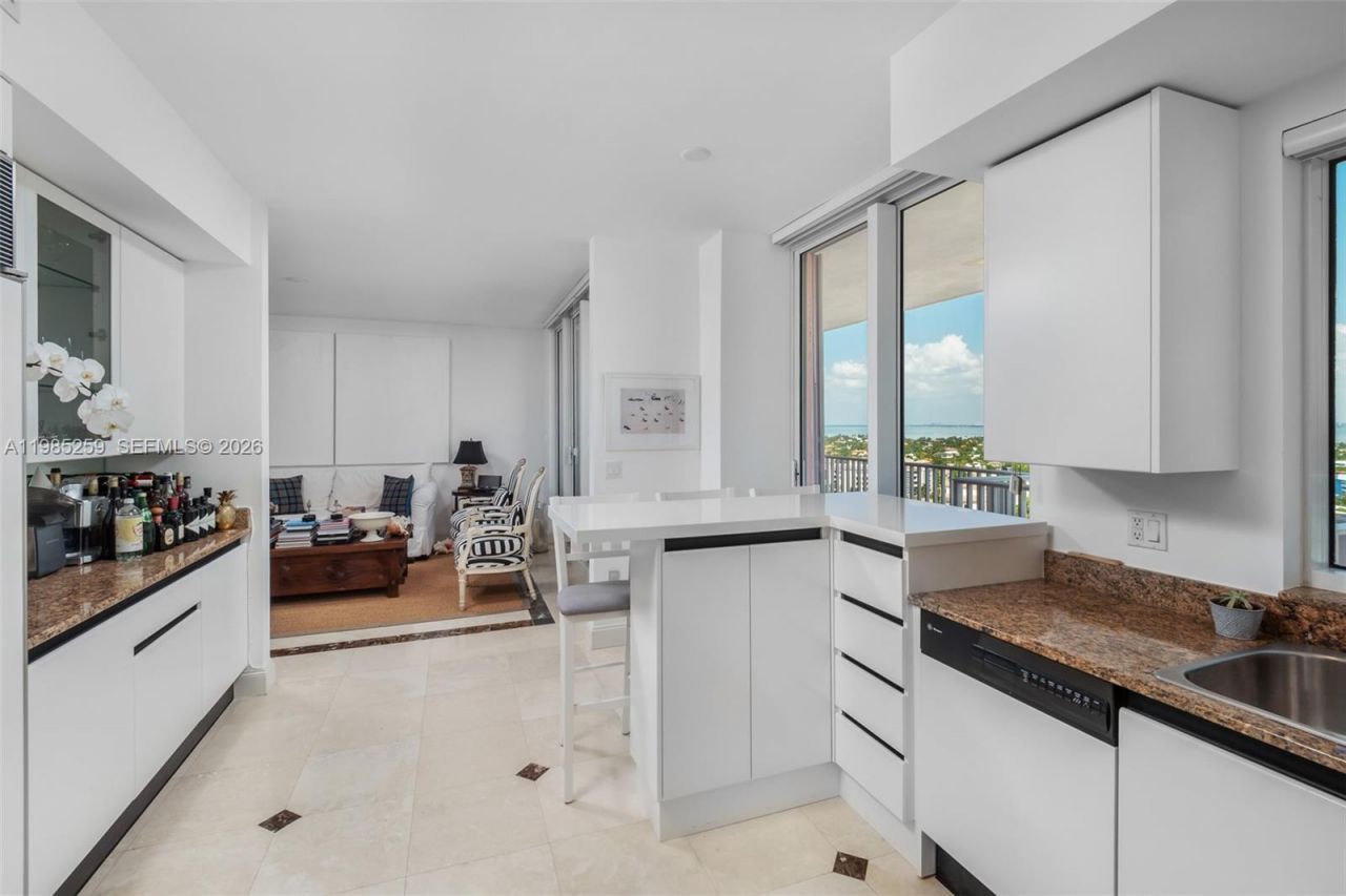 781 Crandon Blvd , Unit 1603, Key Biscayne, FL 33149 Photo