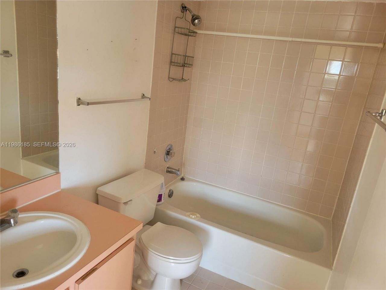 8260 SW 210th St , Unit 319, Cutler Bay, FL 33189 Photo