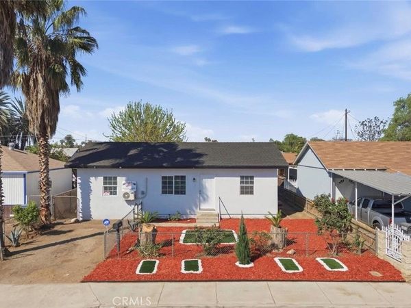 10720 Santa Ana Street, Lamont, CA 93241