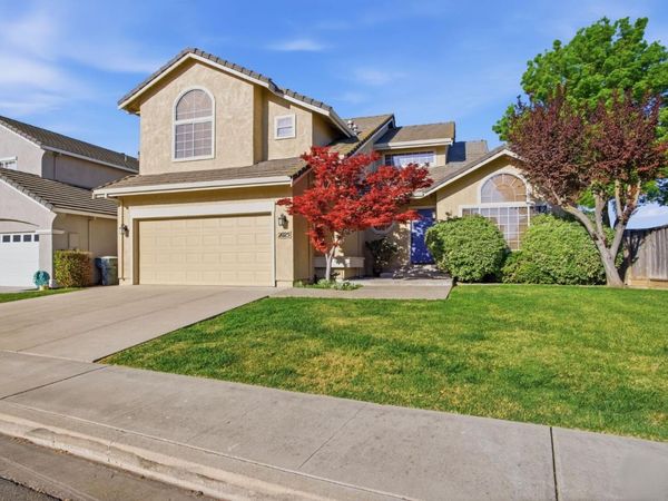 2025 Stoneglen Dr, Newman, CA 95360