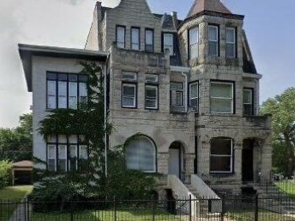 611 E 50th Place , Chicago, IL 60615