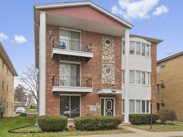 17754 Rosewood Drive , Unit 1N, Lansing, IL 60438