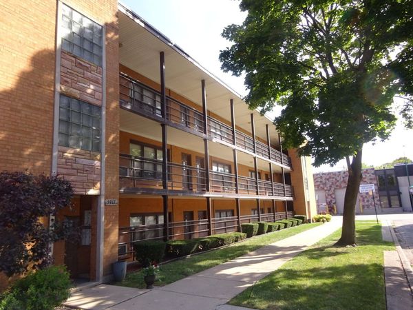 Unit 1B, Chicago, IL 60631