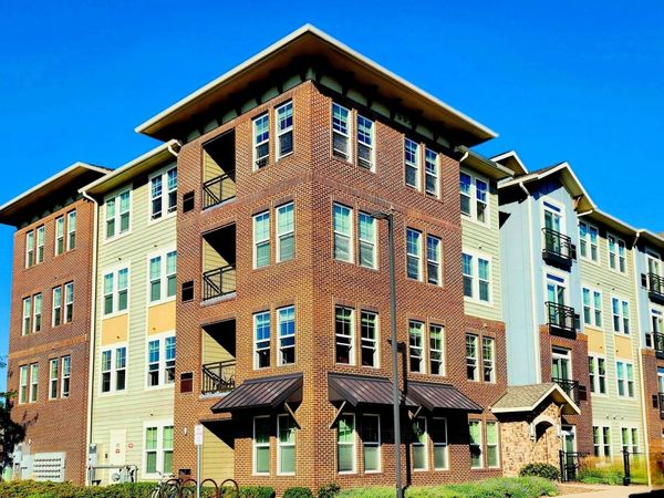 670 E Algonquin Road, Unit 4308, Schaumburg, IL 60173