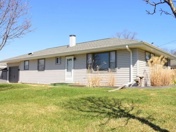 903 Porter Street , Lemont, IL 60439