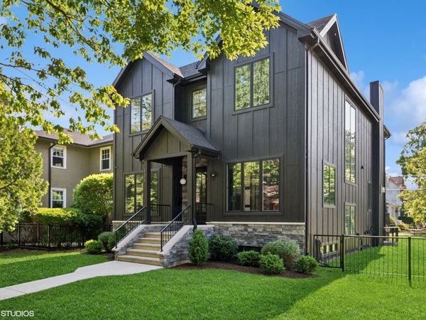 125 15th Street , Wilmette, IL 60091