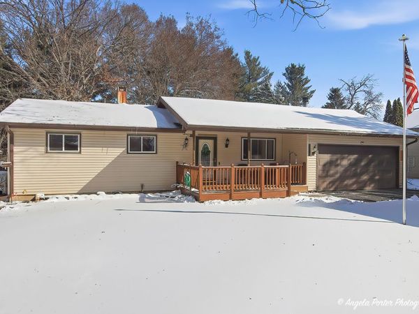 5218 Parkview Drive , Mccullom Lake, IL 60050