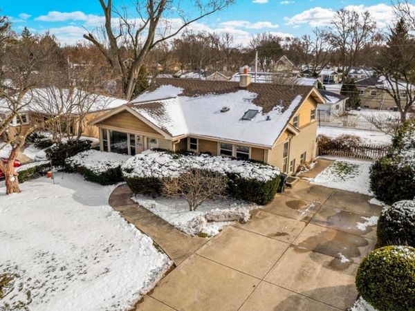 1505 W Euclid Avenue , Arlington Heights, IL 60005