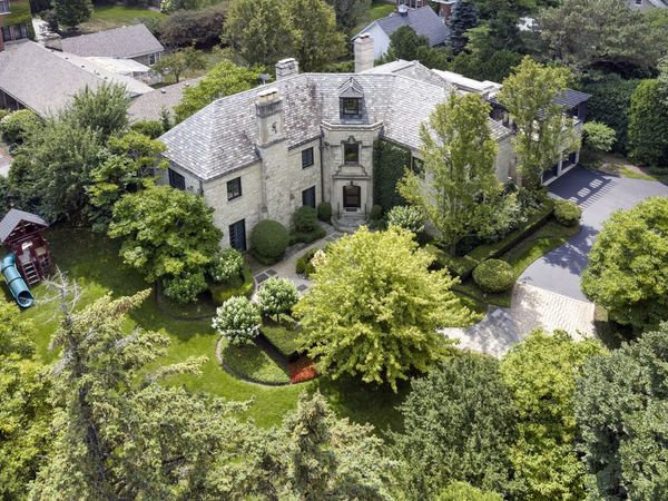 110 KENILWORTH Avenue , Kenilworth, IL 60043