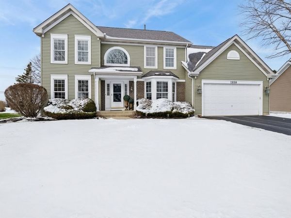 1850 White Oak Drive , Algonquin, IL 60102