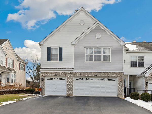 133 Arboretum Drive, Lombard, IL 60148