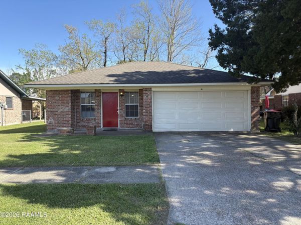 205 Brookwood Circle , Lafayette, LA 70506