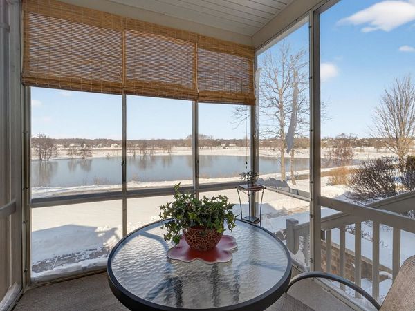 13 Wood Brook Way, Fitchburg, WI 53711