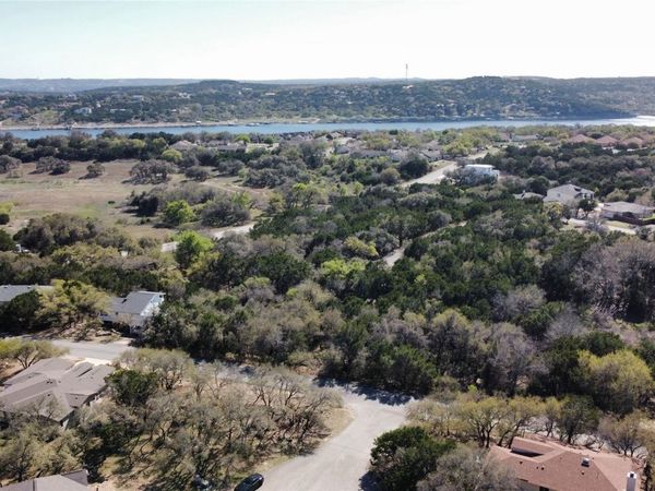2304 Newton DR, Lago Vista, TX 78645