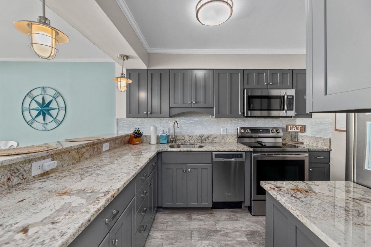 4605 S Ocean Blvd. Photo 5