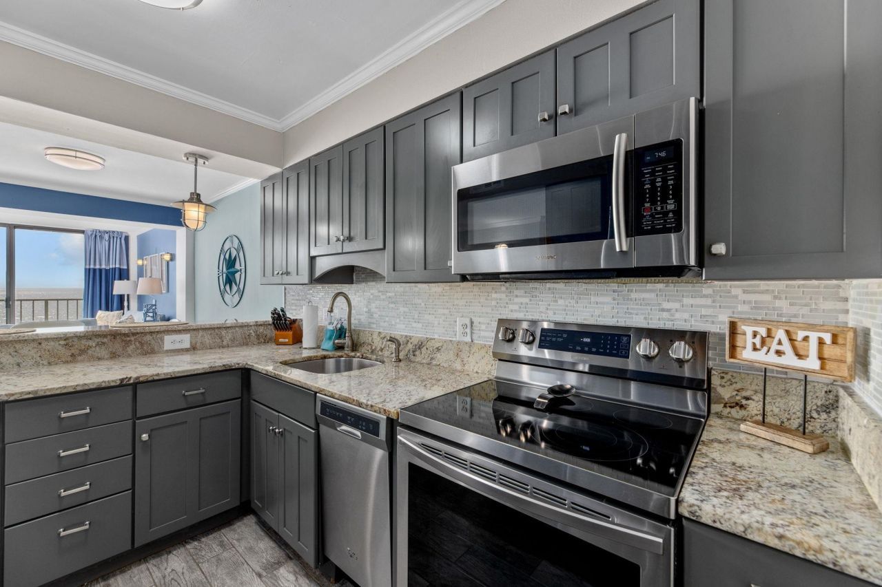 4605 S Ocean Blvd. Photo 6