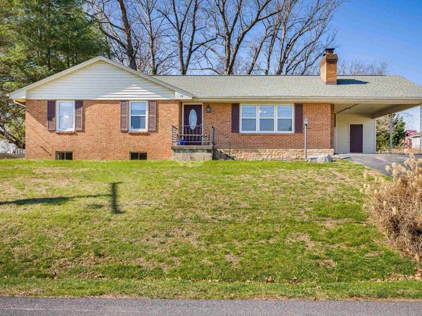 13 RIDGEWOOD DR, VERONA, VA 24482