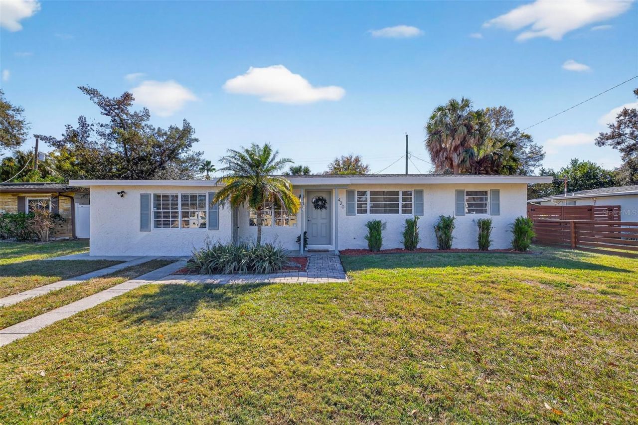 4420 W Oklahoma Avenue, Tampa, FL 33616 Main Photo