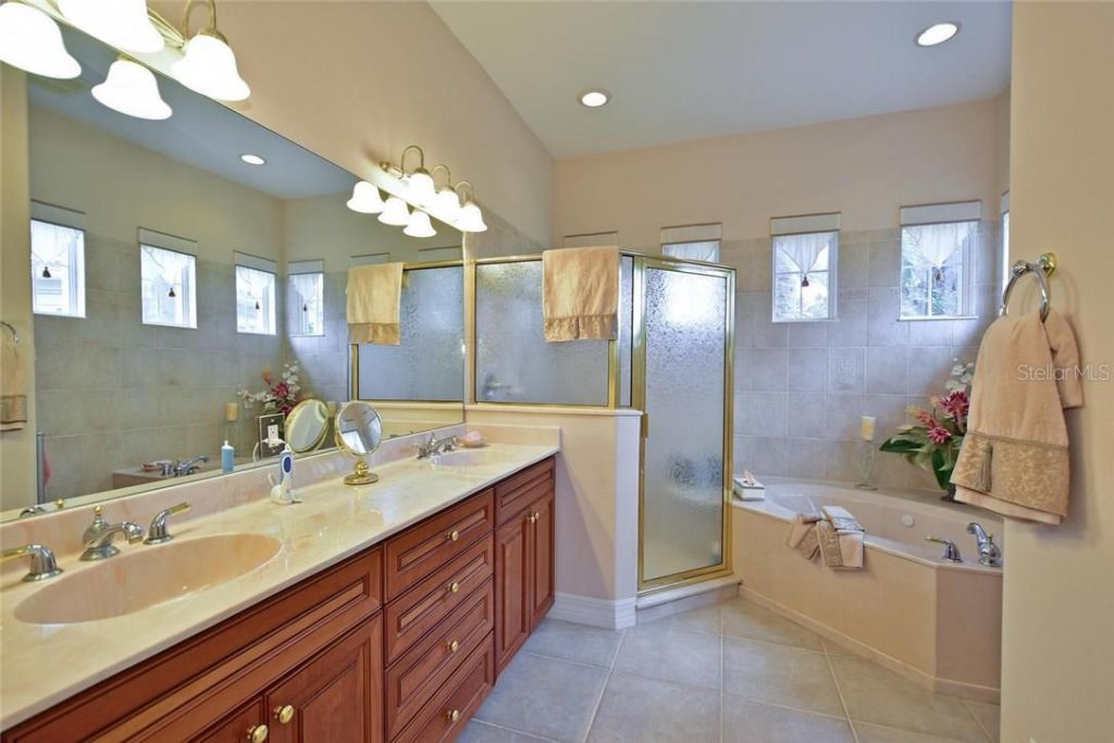 808 Whooping Crane Court, Bradenton, FL 34212 Photo