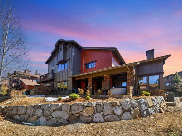 11837 Hope Court, Truckee, CA 96161