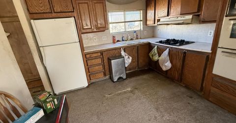 577 E 6th Avenue, Sun Valley, NV 89433 Photo